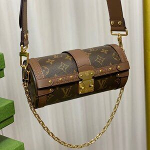 Classic Louis Vuitton Bag: A Stylish and Versatile Choice for Elegance